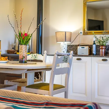 Grandpa's Olives Tiny House Apartment Stari Grad (Hvar)