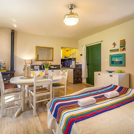 Apartment Grandpa's Olives Tiny House Stari Grad (Hvar)