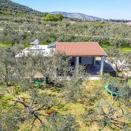 Grandpa's Olives Tiny House Apartment *