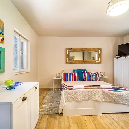 Apartamento Grandpa's Olives Tiny House *